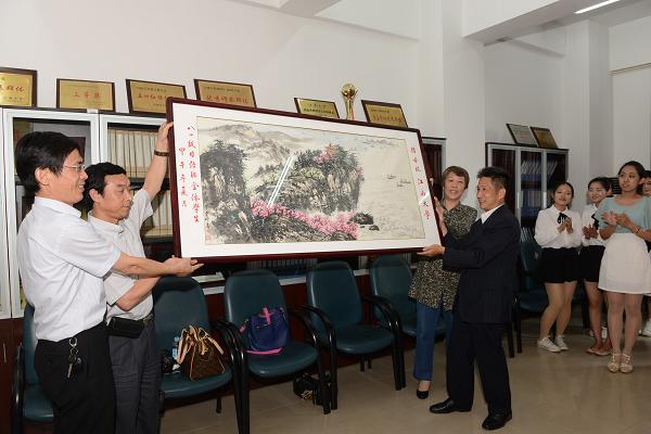 三十年后再聚首，心念师恩忆往昔——记乐鱼手机入口80级日语班毕业三十周年纪念会